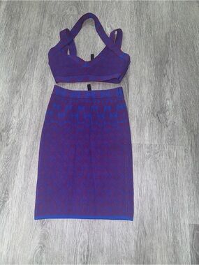 BCBG Maxazria Patterned Knit Pencil Skirt  Set Women's